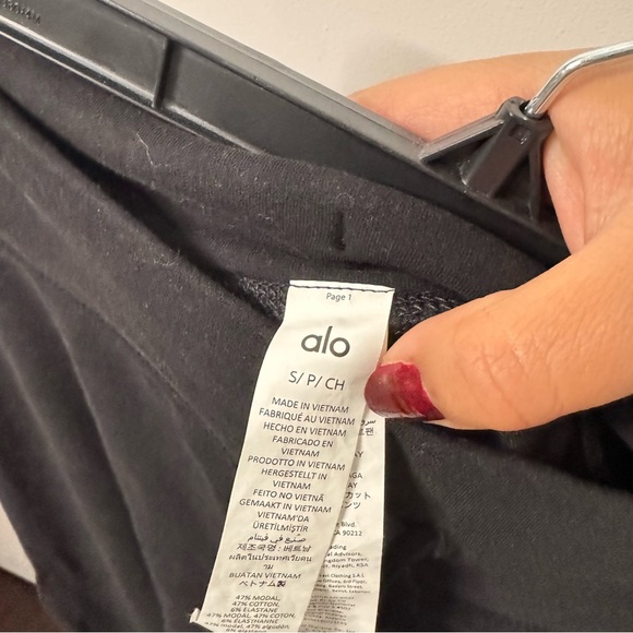 Alo Yoga Sway Bootcut Sweatpant Leggings Black - Picture 8 of 10